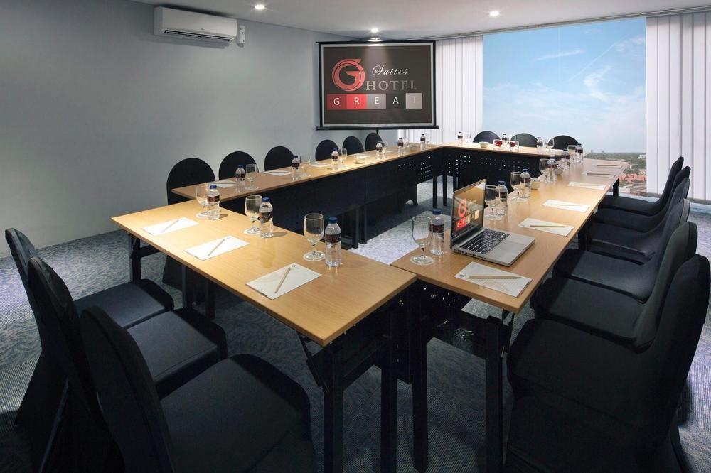G Suites Hotel By Amithya Surabaya Ngoại thất bức ảnh