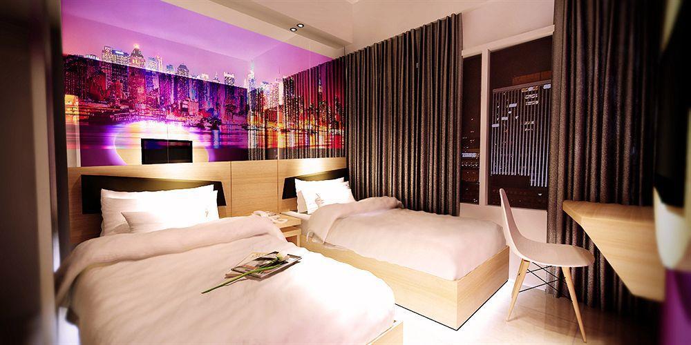 G Suites Hotel By Amithya Surabaya Ngoại thất bức ảnh