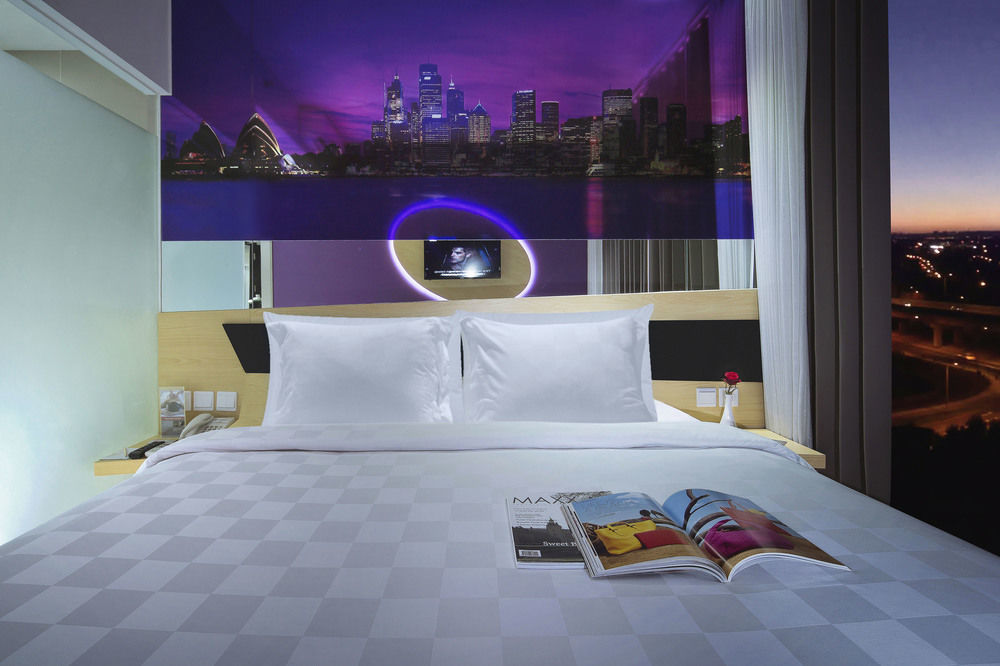G Suites Hotel By Amithya Surabaya Ngoại thất bức ảnh
